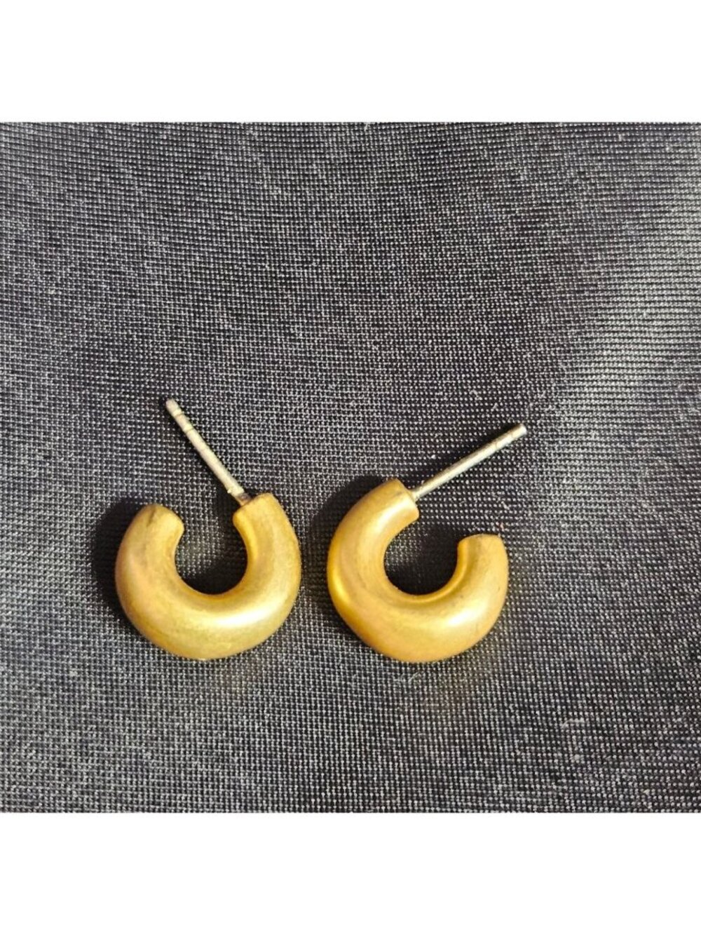 Madewell Small Chunky Huggie Hoop Earrings